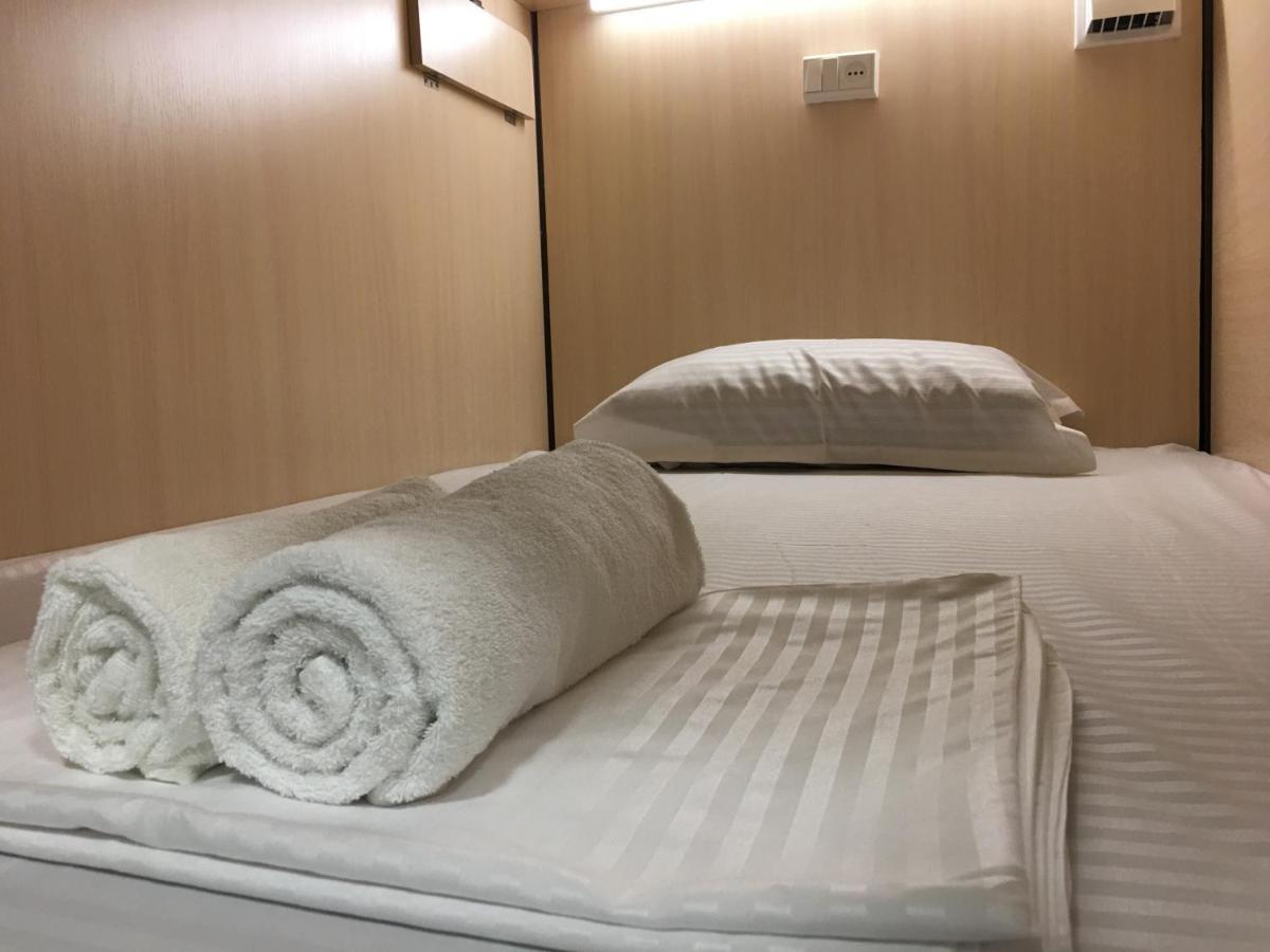 Bonvenon Capsule Hostel Jerevan Buitenkant foto
