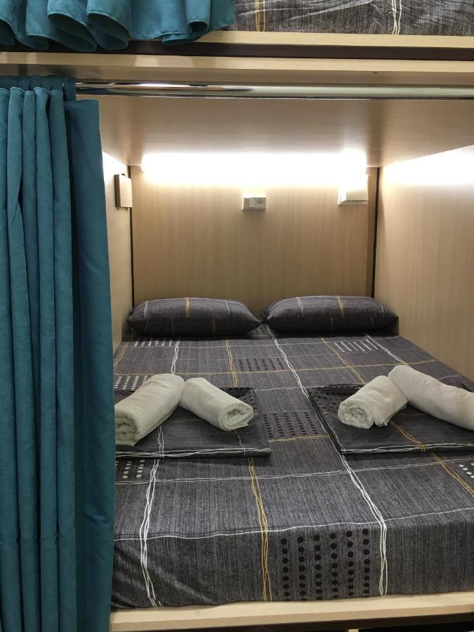 Bonvenon Capsule Hostel Jerevan Buitenkant foto