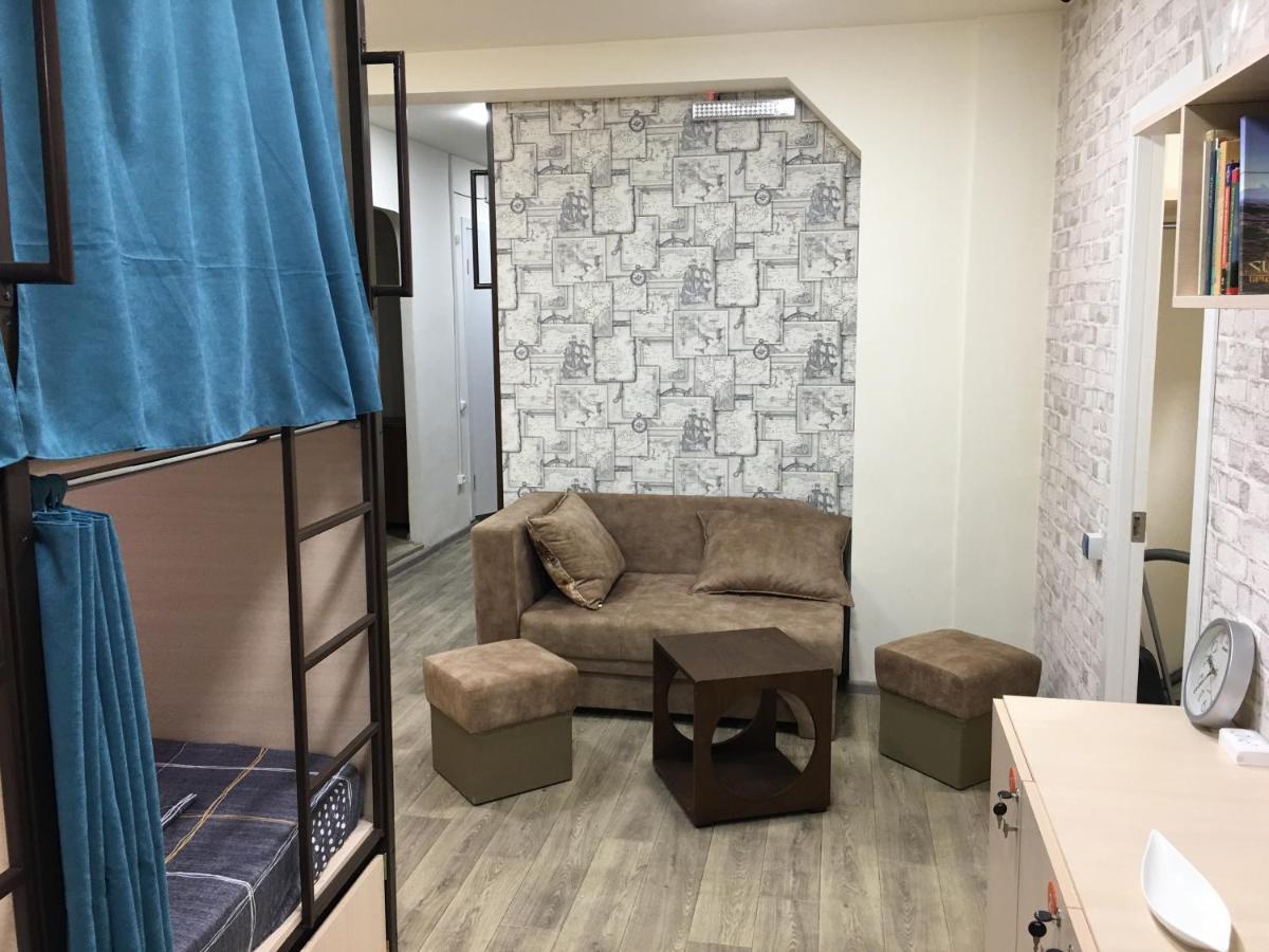 Bonvenon Capsule Hostel Jerevan Buitenkant foto