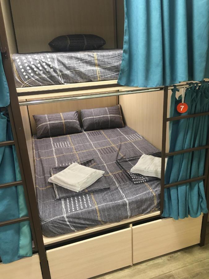 Bonvenon Capsule Hostel Jerevan Buitenkant foto
