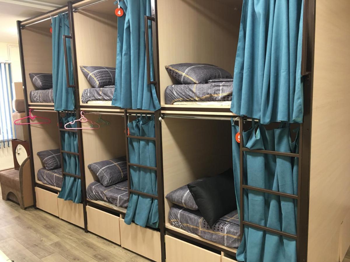 Bonvenon Capsule Hostel Jerevan Buitenkant foto