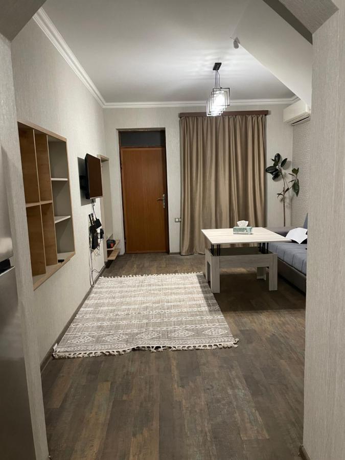 Bonvenon Capsule Hostel Jerevan Buitenkant foto