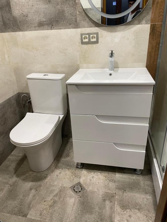 Bonvenon Capsule Hostel Jerevan Buitenkant foto