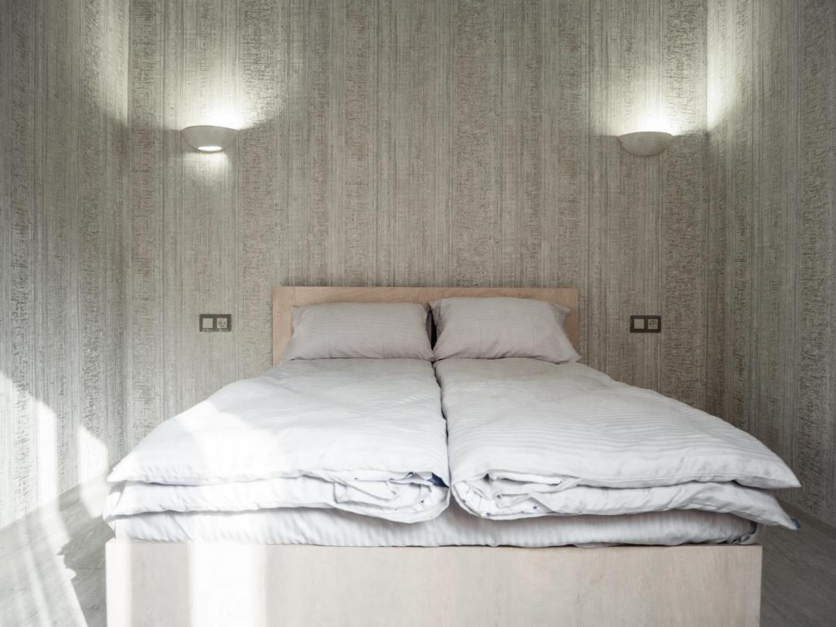 Bonvenon Capsule Hostel Jerevan Buitenkant foto