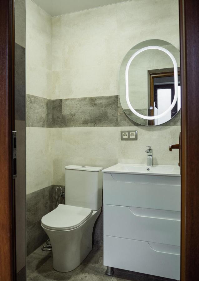 Bonvenon Capsule Hostel Jerevan Buitenkant foto