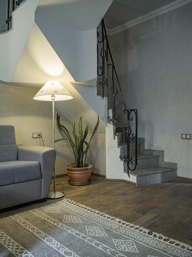 Bonvenon Capsule Hostel Jerevan Buitenkant foto